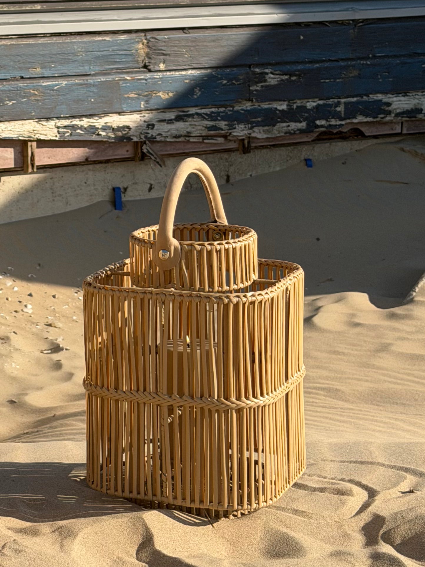 Terra Lantern Outdoor