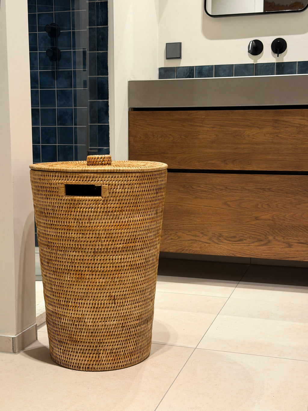 Gus Laundry Basket